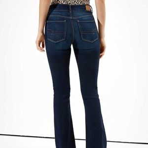 AMERICAN EAGLE NWT High-Rise Artist Flare Jeans